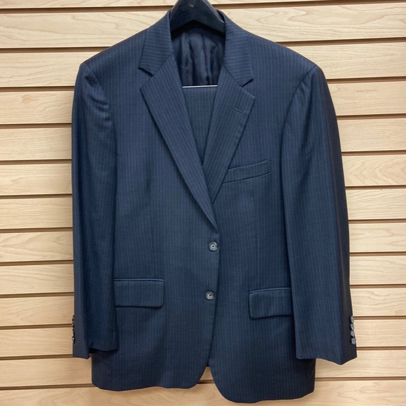 Brooks Brothers Other - Brooks Brothers classy rich looking men suit Size 40 Regular